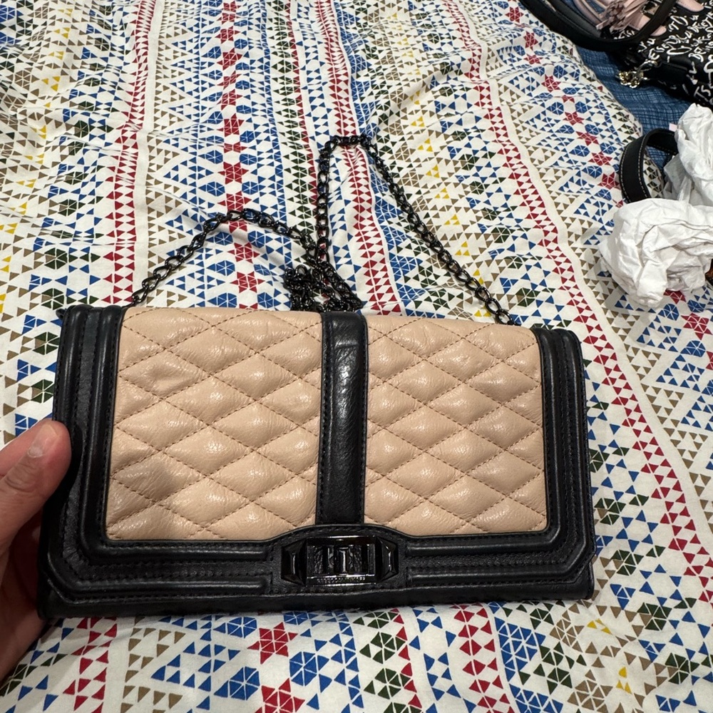Elegant Black and Cream Quilted Women's Bag